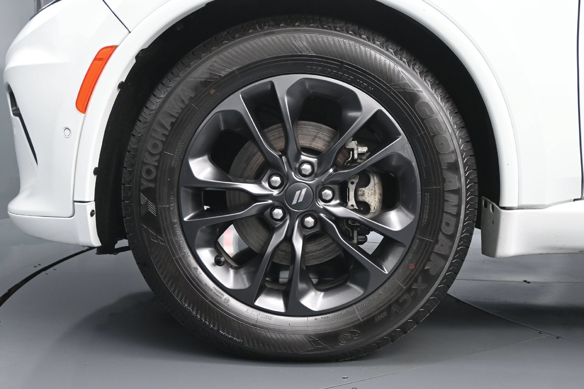 Used 2022 Dodge Durango R/T w/ Blacktop Package AWD/4WD image 14