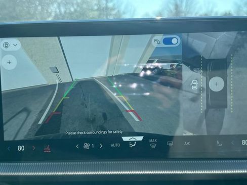 Used 2025 Ford Explorer Platinum w/ LUX Leather Package image 37