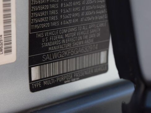 Used 2016 Land Rover Range Rover Sport SE image 81