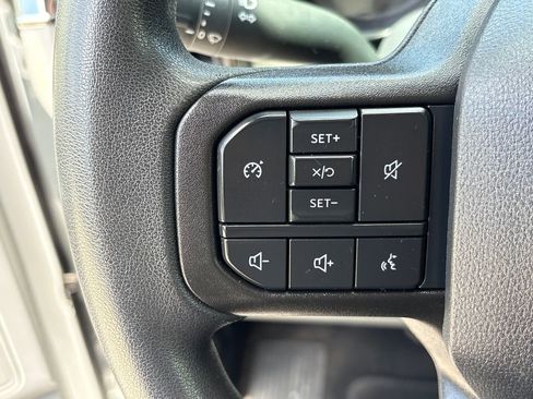 Certified 2025 Ford F250 XLT AWD/4WD image 18
