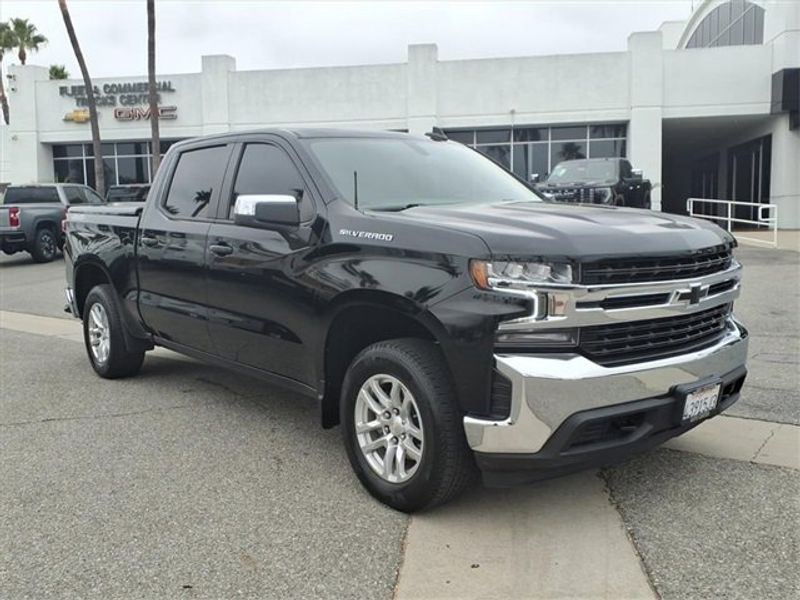 Certified 2022 Chevrolet Silverado 1500 LT image 1