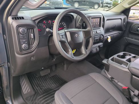 Used 2022 Chevrolet Silverado 1500 Custom Trail Boss AWD/4WD image 10