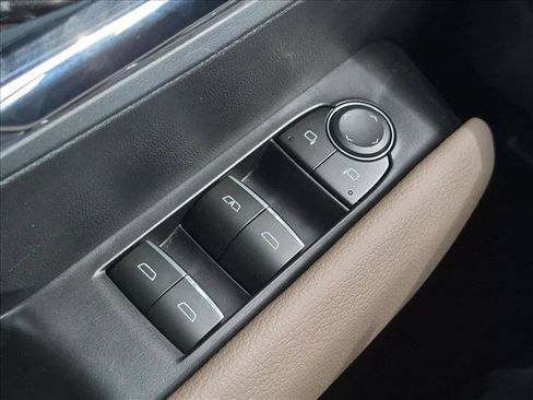 Used 2026 GMC Canyon Denali AWD/4WD image 14