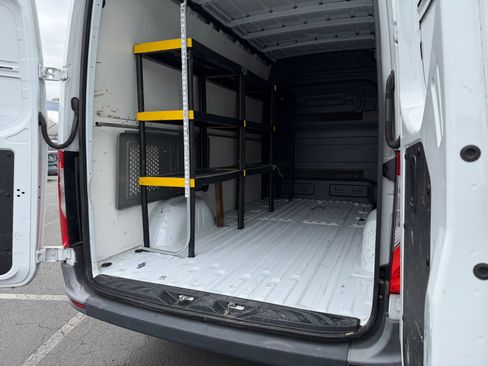 Used 2023 Mercedes-Benz Sprinter 2500 image 20