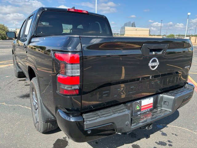 Certified 2025 Nissan Frontier SV AWD/4WD image 3