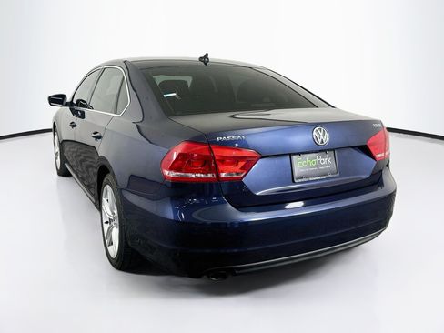Used 2014 Volkswagen Passat 1.8T SE FWD image 5