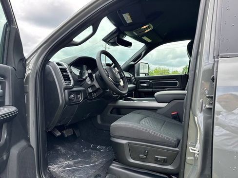 New 2026 RAM 2500 Big Horn AWD/4WD image 13