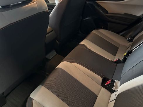 Used 2018 Subaru Crosstrek 2.0i Premium w/ Eyesight System AWD/4WD image 12