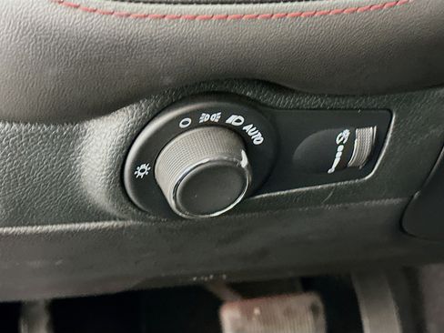 Used 2024 Dodge Durango GT image 17