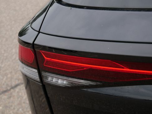 Certified 2025 Volkswagen Tiguan S AWD/4WD image 16