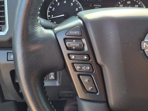 Used 2022 Nissan Frontier SV image 15