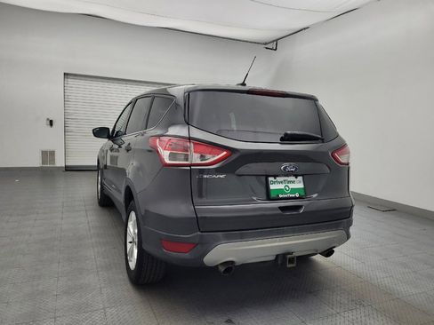 Used 2015 Ford Escape SE image 6
