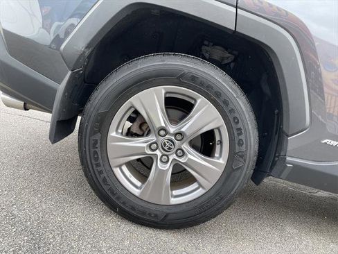 Certified 2022 Toyota RAV4 LE image 12