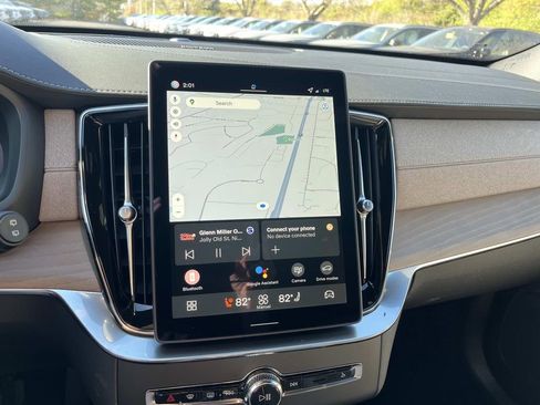 New 2026 Volvo XC90 B6 Plus image 27