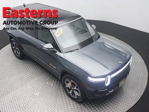 Used 2023 Rivian R1S Adventure AWD/4WD image 3