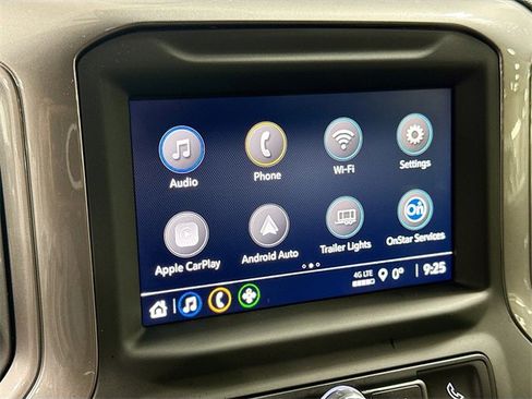 Used 2024 Chevrolet Silverado 2500 Custom w/ Custom Value Package image 16