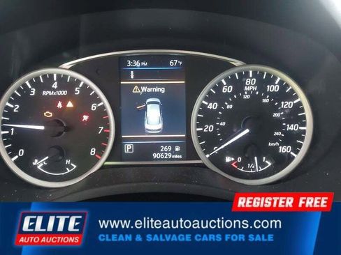 Used 2019 Nissan Sentra SR FWD image 29