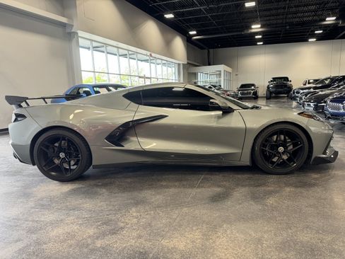 Used 2024 Chevrolet Corvette Stingray Coupe w/ Z51 Performance Package image 17