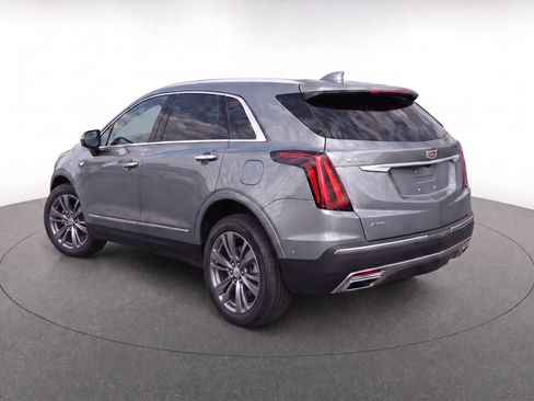 Certified 2024 Cadillac XT5 Premium Luxury w/ Technology Package AWD/4WD image 3