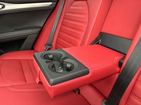 New 2025 Alfa Romeo Stelvio Sprint w/ Veloce Package image 30