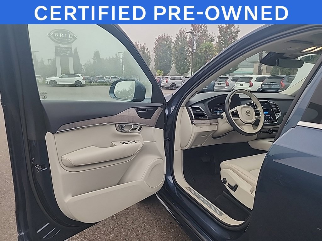 Used 2023 Volvo XC90 B6 Plus w/ Protection Package Premier AWD/4WD image 9