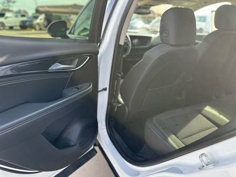 Used 2023 Buick Envision Preferred image 12