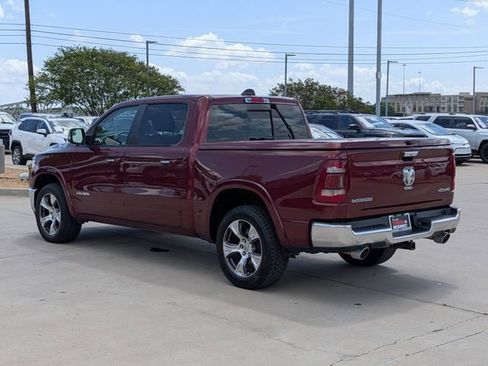 Used 2019 RAM 1500 Laramie AWD/4WD image 9
