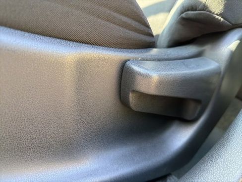 Used 2019 Nissan Versa S image 11