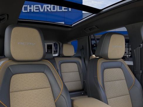 New 2026 Chevrolet Equinox ACTIV w/ Convenience Package III FWD image 24
