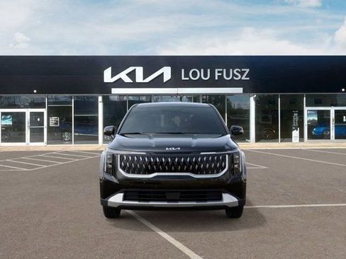 New 2026 Kia Carnival LXS FWD image 2