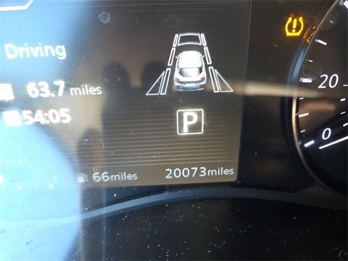 Used 2024 Nissan Kicks SV image 12