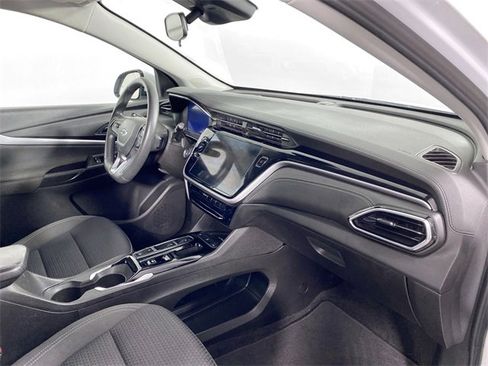 Used 2023 Chevrolet Bolt EUV LT w/ Driver Confidence Package image 29