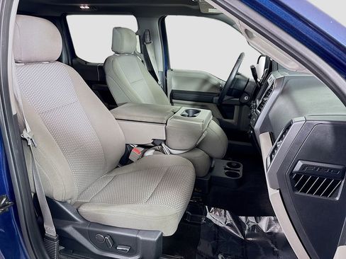 Used 2018 Ford F150 XLT w/ Equipment Group 302A Luxury AWD/4WD image 29