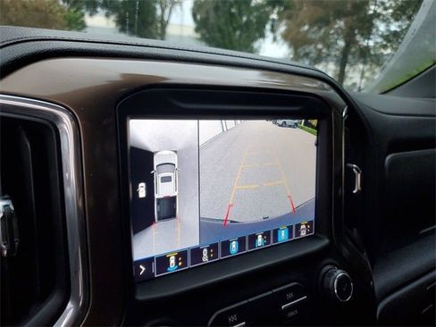 Used 2020 Chevrolet Silverado 1500 High Country w/ Technology Package image 90