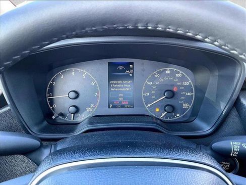Used 2025 Toyota Corolla SE image 20
