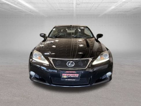 Used 2012 Lexus IS 250C w/ Luxury Pkg RWD image 2