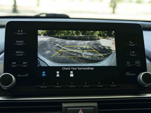 Used 2019 Honda Accord LX image 31