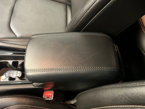 Used 2024 Jeep Compass Limited image 31