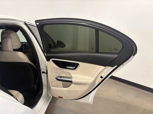 Used 2024 Mercedes-Benz C 300 4MATIC Sedan image 38
