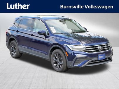 Certified 2022 Volkswagen Tiguan SE w/ Panoramic Sunroof Package