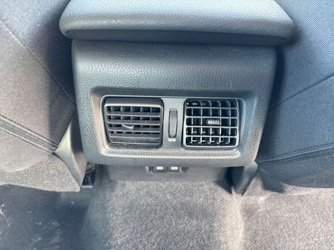 Used 2025 Toyota Camry LE image 23