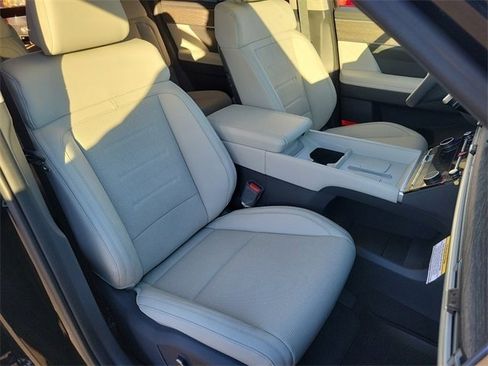 New 2025 Hyundai Santa Fe Calligraphy image 14