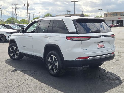 Used 2024 Jeep Grand Cherokee Limited 4xe AWD/4WD image 18