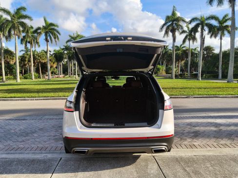 Used 2019 Lincoln Nautilus Black Label AWD/4WD image 54