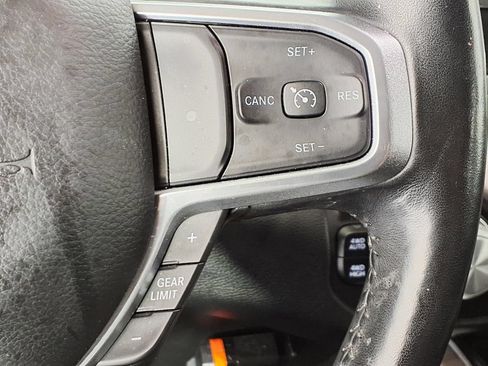 Used 2020 RAM 1500 Laramie AWD/4WD image 17