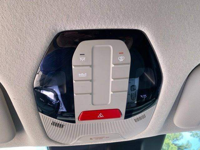 Used 2025 Kia K4 FWD image 18