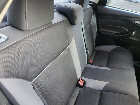Used 2014 Ford Focus SE image 15