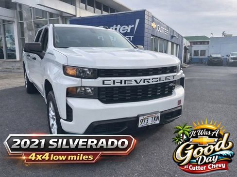 Used 2021 Chevrolet Silverado 1500 Custom image 1