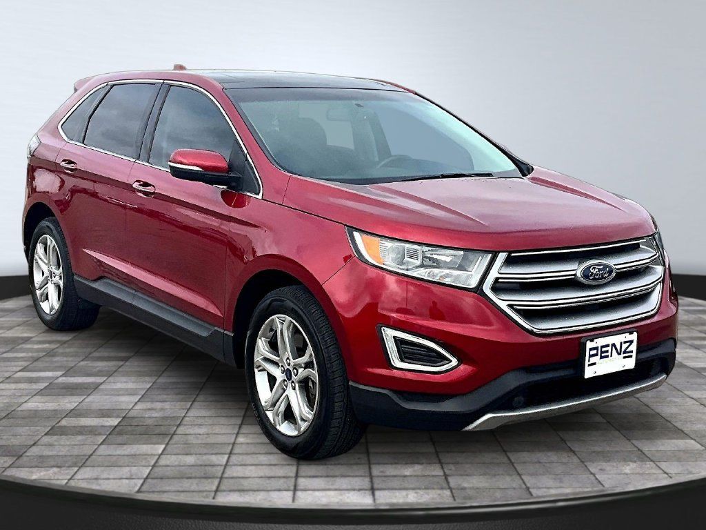 Used 2015 Ford Edge Titanium w/ Equipment Group 301A AWD/4WD image 3