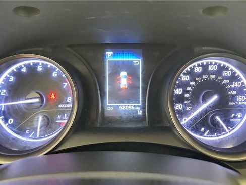 Used 2023 Toyota Camry SE FWD image 25